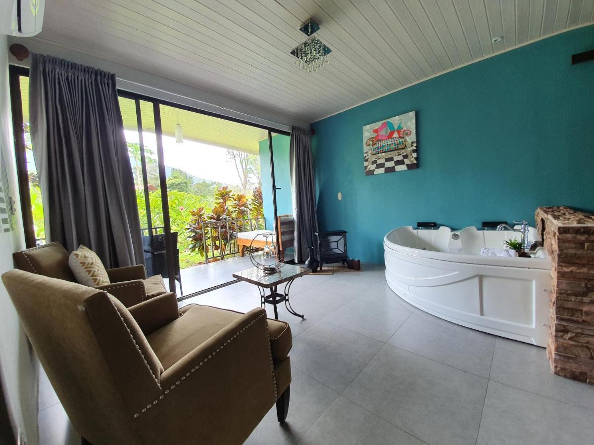 Yellow Tree Suites La Fortuna Екстер'єр фото